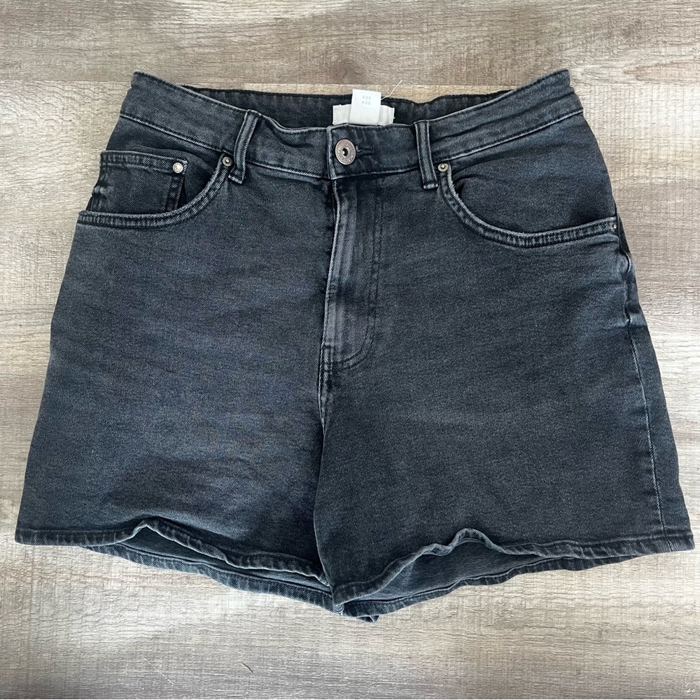 H&M High Waisted Black Denim Shorts